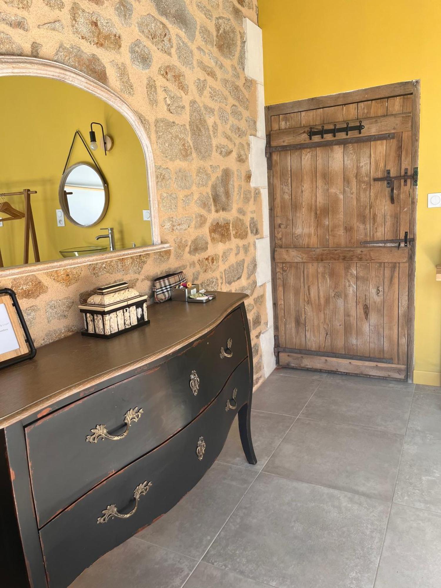 La Sellerie Bed & Breakfast Romagne  Luaran gambar